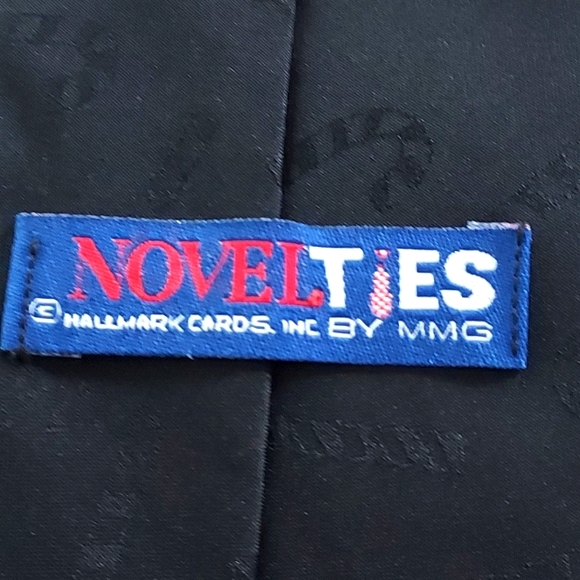 HALLMARK Novelties Men's Holiday Tie Santa In Sleigh With Reindeer - Picture 10 of 12